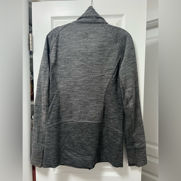 Lululemon Zip Up - Picture 4 of 4